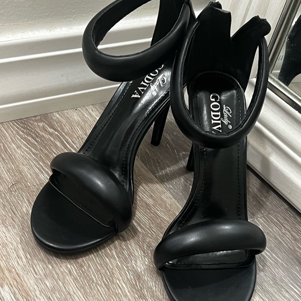 Miss Lola shoes